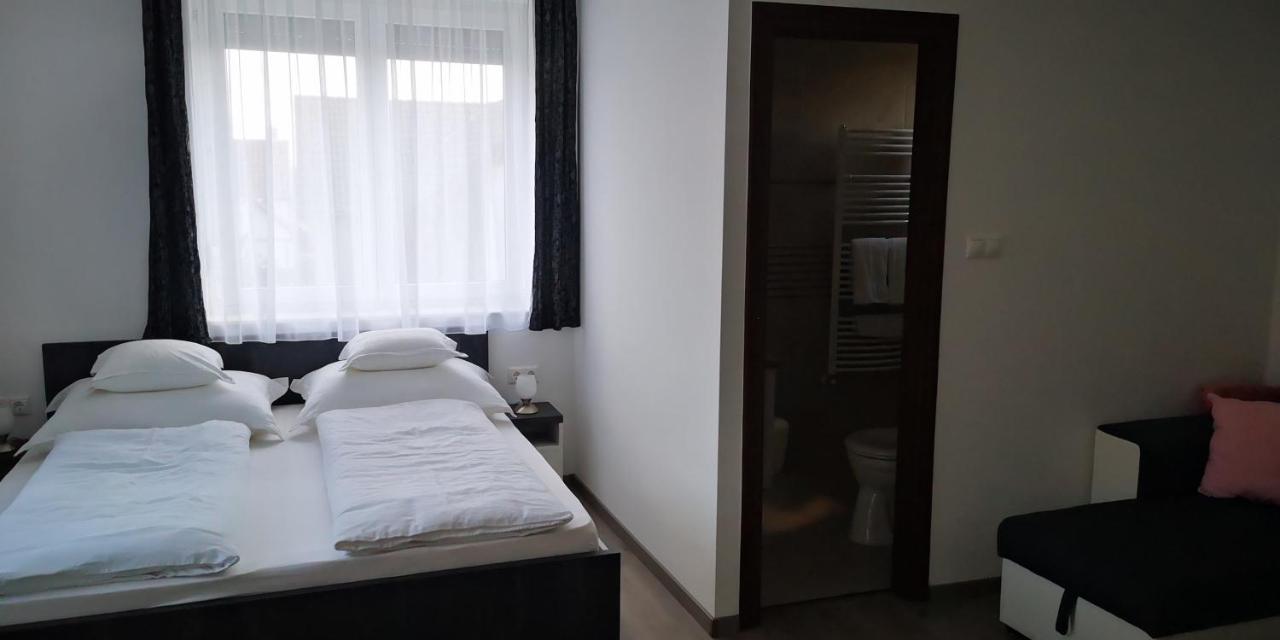 Szabo Vendeghaz Hotel Villany Luaran gambar